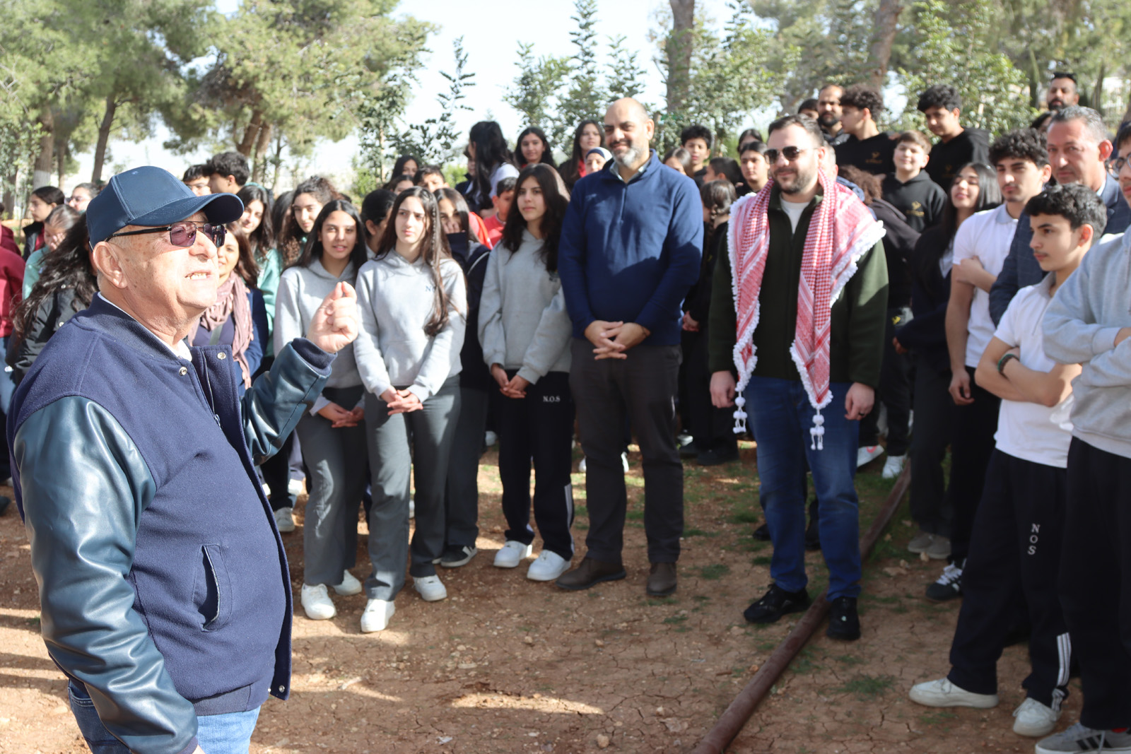 برعاية سمو الأمير عمر بن الفيصل، يوم تطوعي لزراعة وغرس الأشجار في منتزه المقابلين